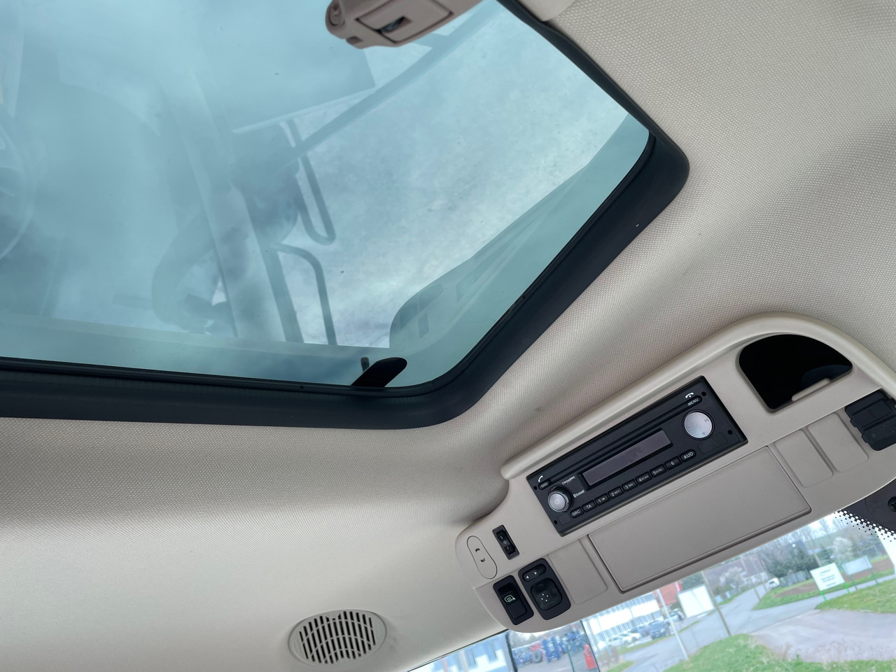 John Deere 6155R AutoPowr Premium Edition - جرار: صورة 3 John Deere 6155R AutoPowr Premium Edition - جرار: صورة 3