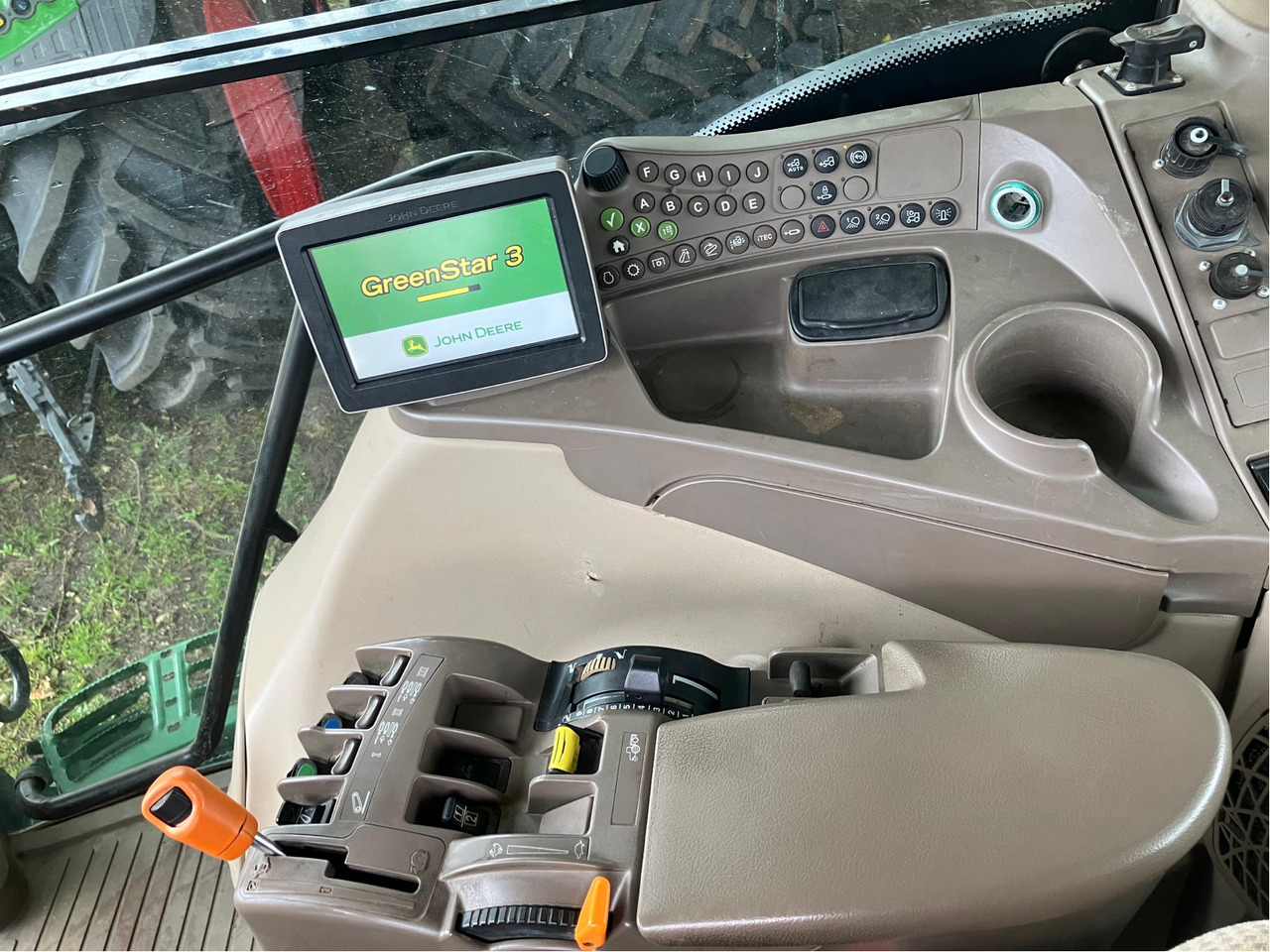 John Deere 6170 R AutoPower - جرار: صورة 3 John Deere 6170 R AutoPower - جرار: صورة 3
