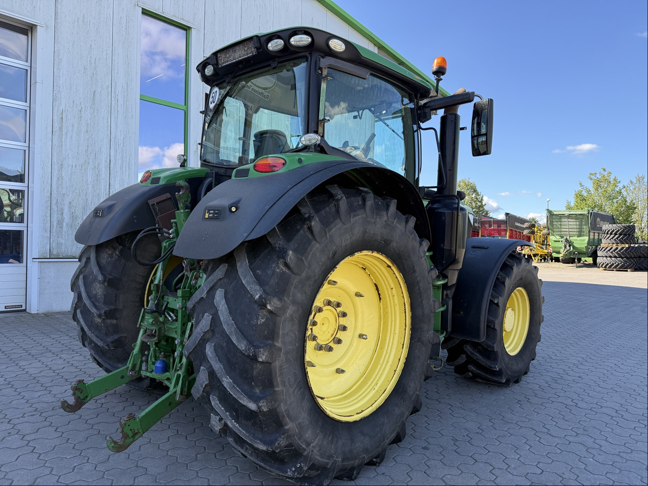 John Deere 6215R - جرار: صورة 5 John Deere 6215R - جرار: صورة 5