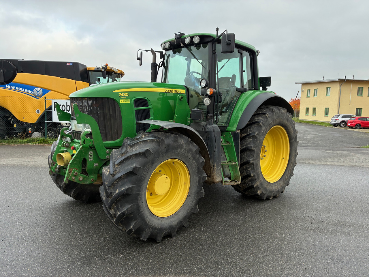 John Deere 7430 - جرار: صورة 1 John Deere 7430 - جرار: صورة 1