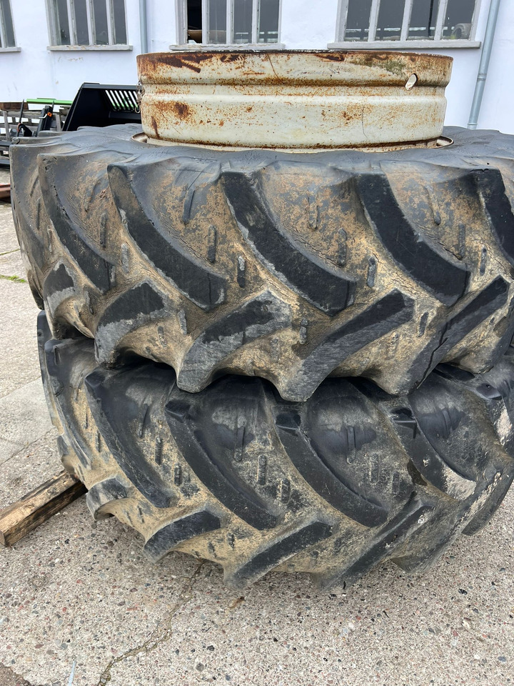 Kleber Zwillinge 20.8 R38 - الإطارات والجنوط: صورة 1 Kleber Zwillinge 20.8 R38 - الإطارات والجنوط: صورة 1