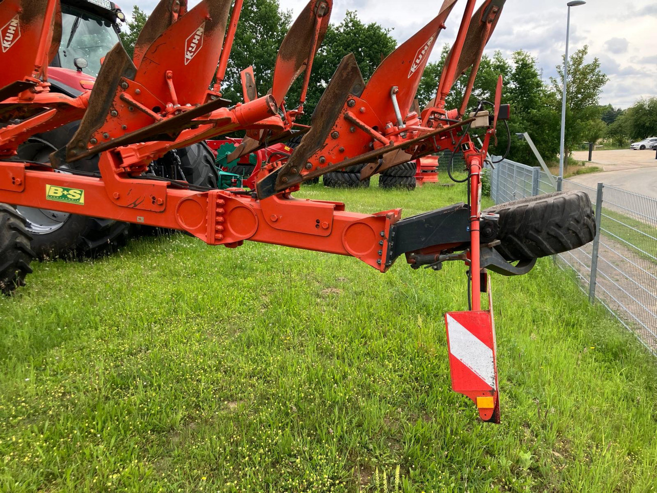 Kuhn Challenger 10-Schar Volldrehpflug - محراث: صورة 3 Kuhn Challenger 10-Schar Volldrehpflug - محراث: صورة 3