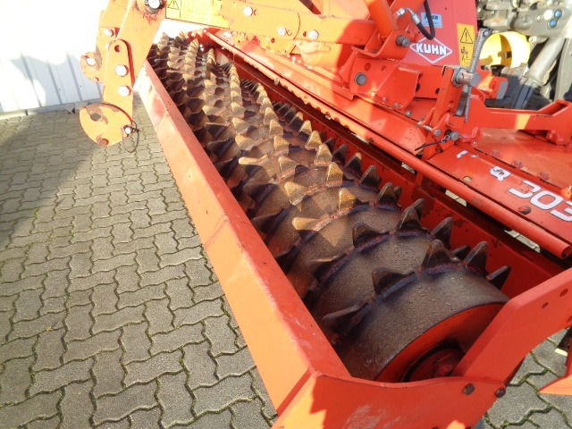 Kuhn Drillkombination Premia 300 - زحافة: صورة 3 Kuhn Drillkombination Premia 300 - زحافة: صورة 3
