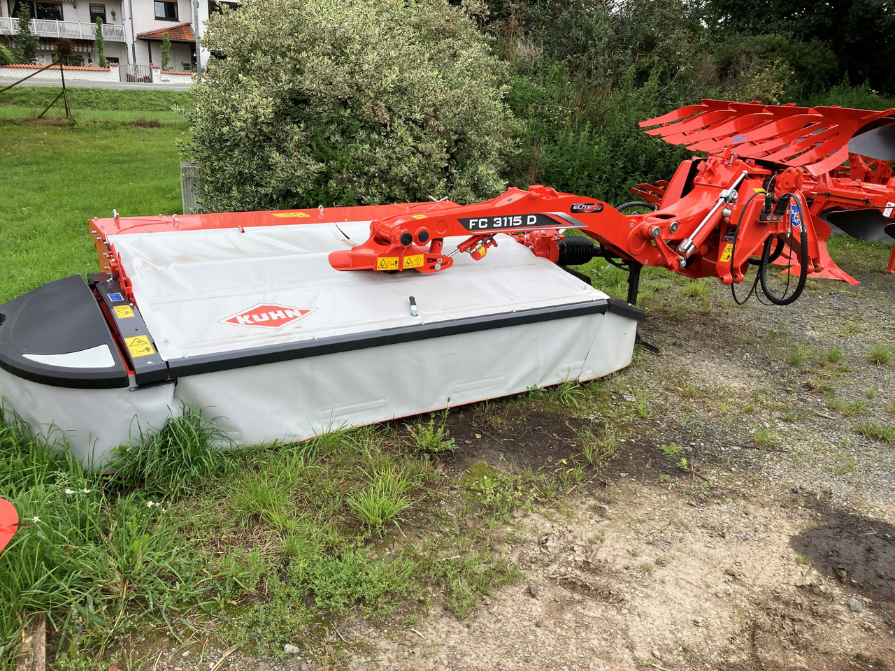 Kuhn FC 3115 D-FF Mähknickzetter - جزازة العشب: صورة 1 Kuhn FC 3115 D-FF Mähknickzetter - جزازة العشب: صورة 1