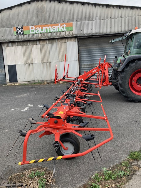 Kuhn Heuwender GF 10803 - آلة تيبيس العشب/ آلة جمع العشب: صورة 3 Kuhn Heuwender GF 10803 - آلة تيبيس العشب/ آلة جمع العشب: صورة 3