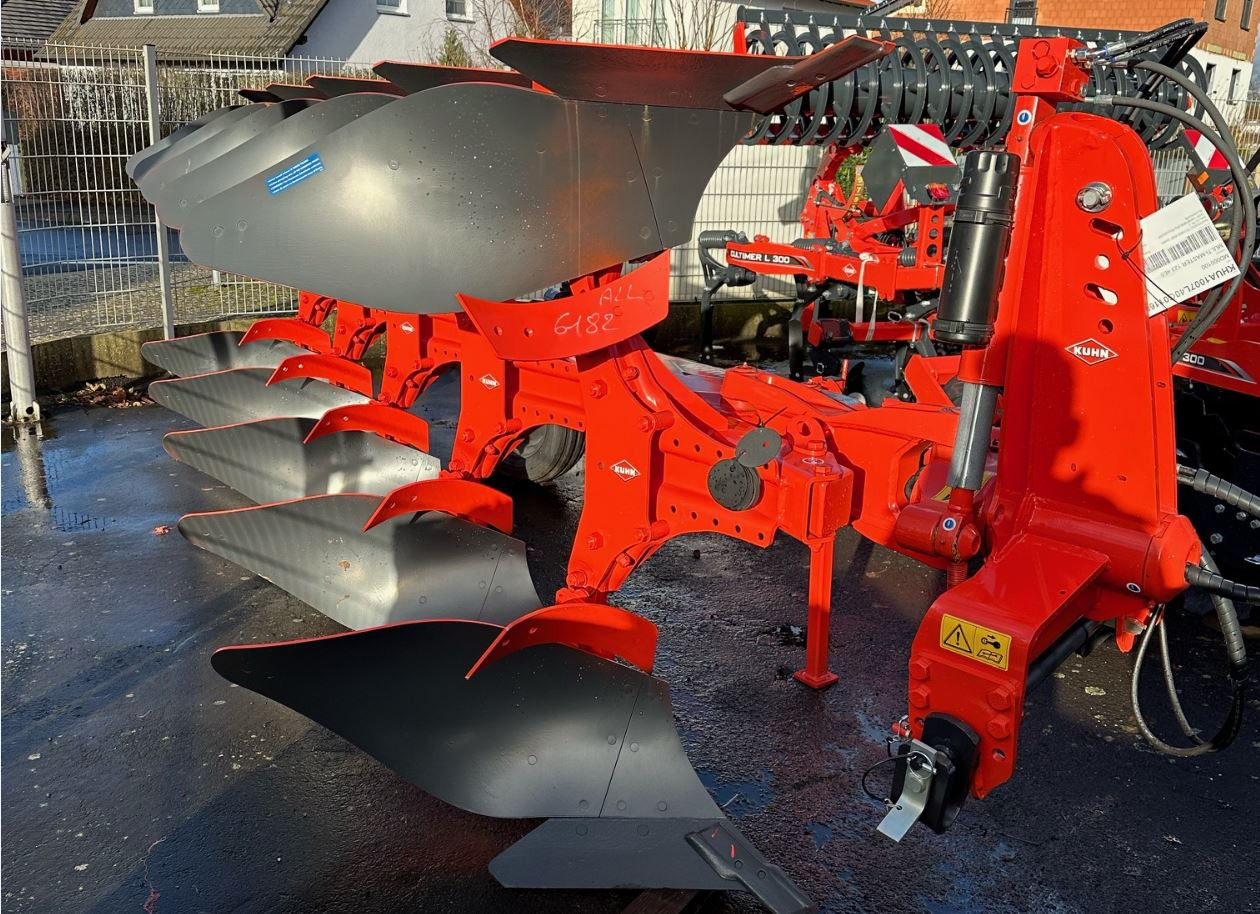 Kuhn MULTI-MASTER 123 5 (4E 1) - محراث: صورة 1 Kuhn MULTI-MASTER 123 5 (4E 1) - محراث: صورة 1