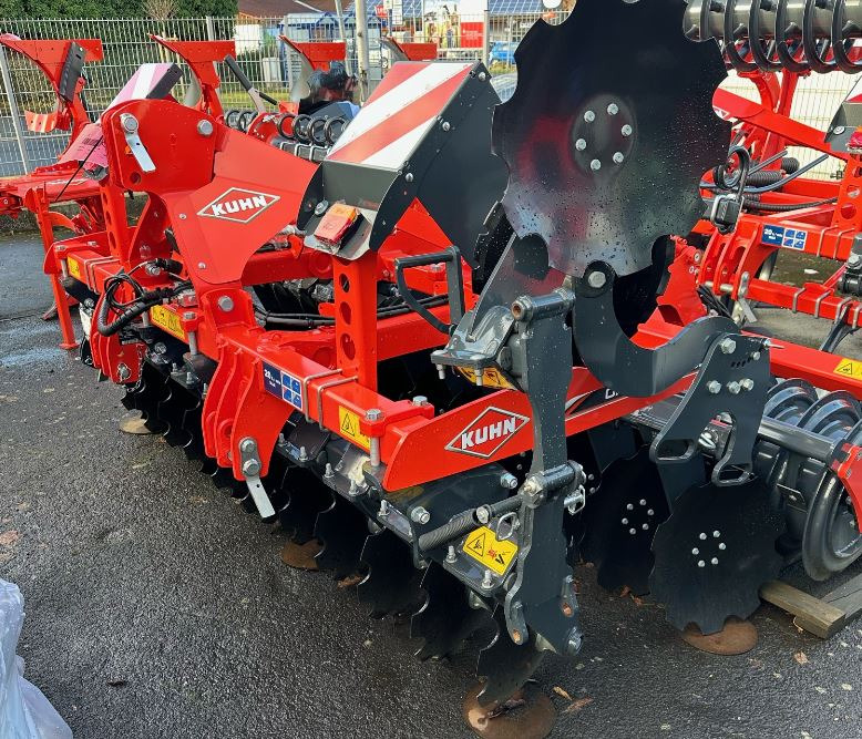 Kuhn OPTIMER L300 - زحافة: صورة 1 Kuhn OPTIMER L300 - زحافة: صورة 1