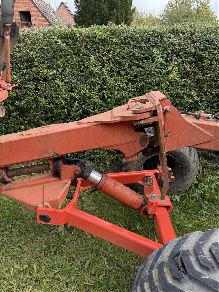 Kuhn Volldrehpflug - محراث: صورة 5 Kuhn Volldrehpflug - محراث: صورة 5