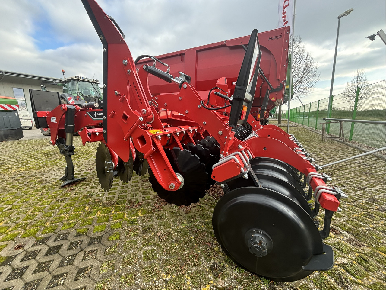 Kverneland DTX T300-5 Standard AR - معدات حرث التربة: صورة 4 Kverneland DTX T300-5 Standard AR - معدات حرث التربة: صورة 4