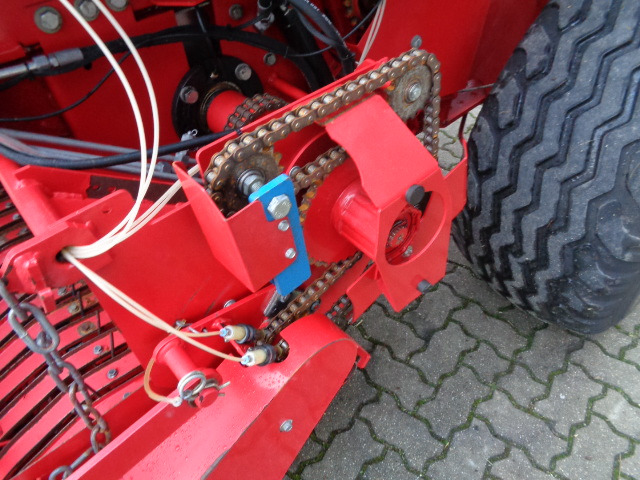 Lely RP 445 - معدات تيبيس التبن: صورة 5 Lely RP 445 - معدات تيبيس التبن: صورة 5