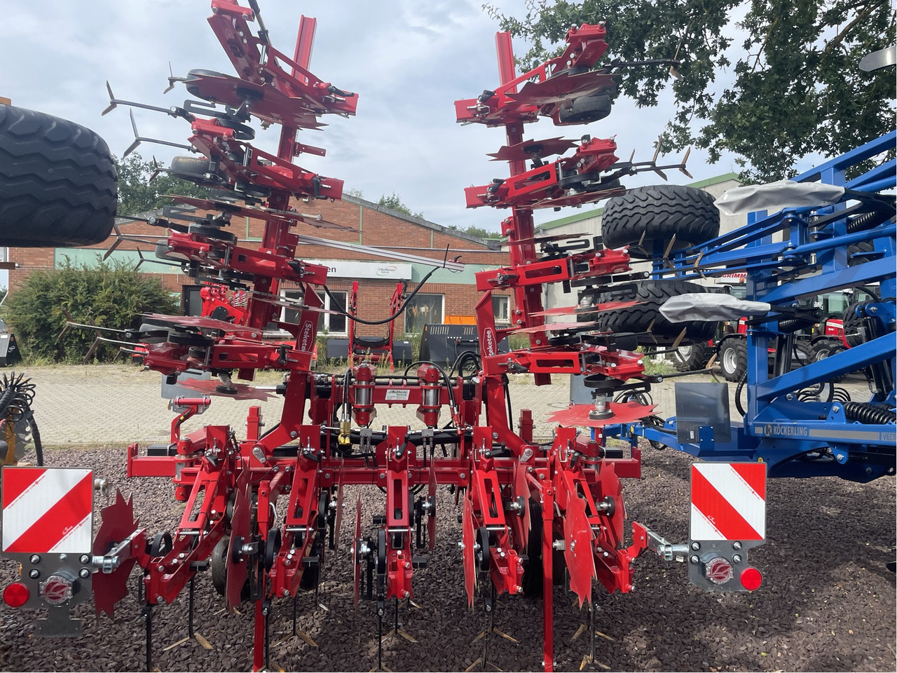Lemken EC Weeder - حصادة البنجر: صورة 1 Lemken EC Weeder - حصادة البنجر: صورة 1