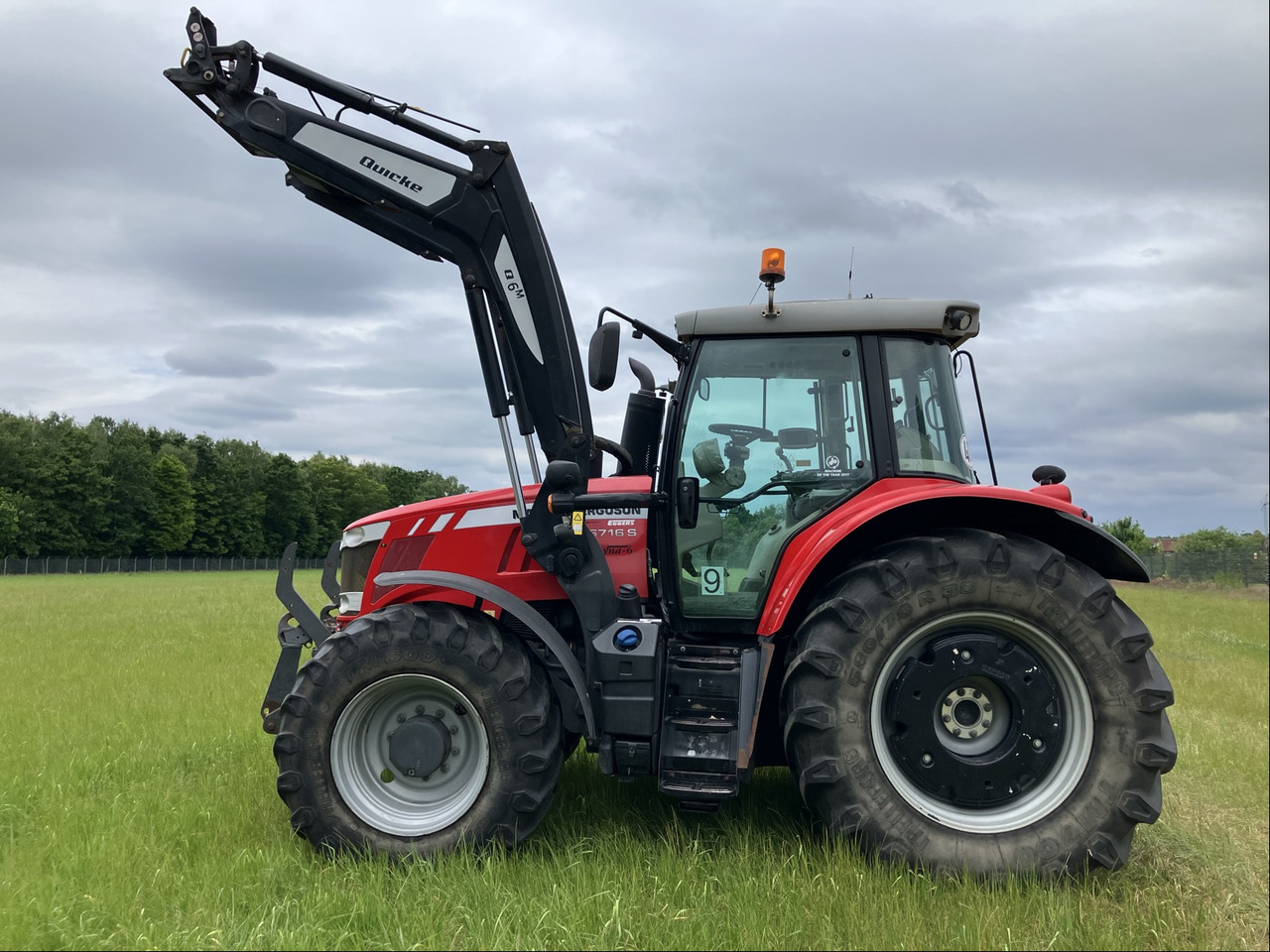 Massey Ferguson 6716 S Dyna 6 - جرار: صورة 1 Massey Ferguson 6716 S Dyna 6 - جرار: صورة 1