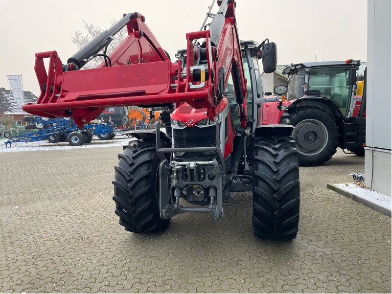 Massey Ferguson 6S.135 Dyna-VT EFFICIENT - جرار: صورة 4 Massey Ferguson 6S.135 Dyna-VT EFFICIENT - جرار: صورة 4