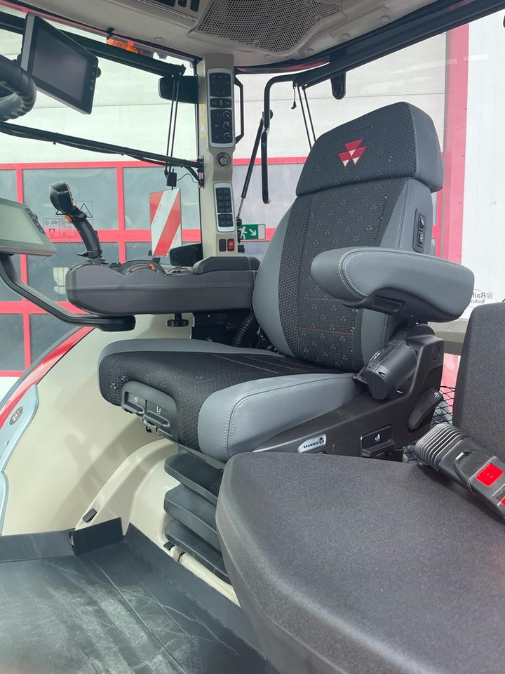 Massey Ferguson 8732 Dyna-VT EXCLUSIVE - جرار: صورة 3 Massey Ferguson 8732 Dyna-VT EXCLUSIVE - جرار: صورة 3