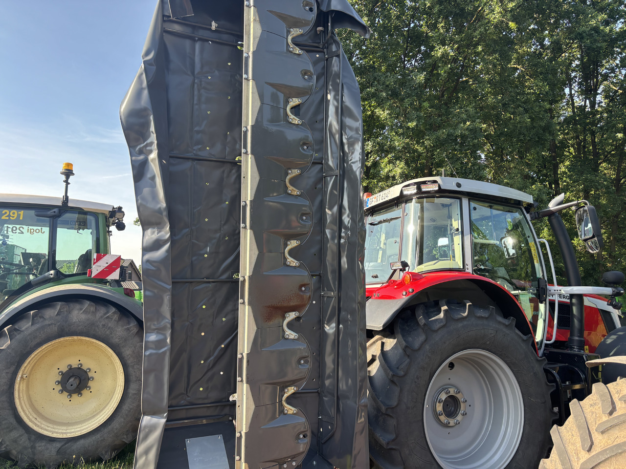 Massey Ferguson DM 357 - جزازة العشب: صورة 2 Massey Ferguson DM 357 - جزازة العشب: صورة 2