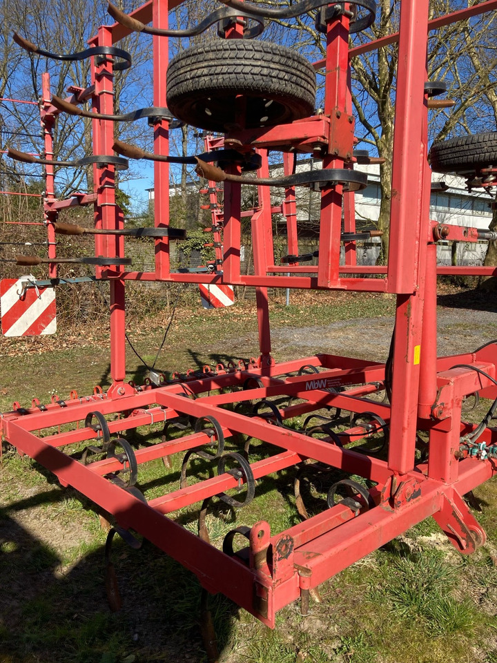 MbW Federzinkengrubber - المحراث: صورة 4 MbW Federzinkengrubber - المحراث: صورة 4