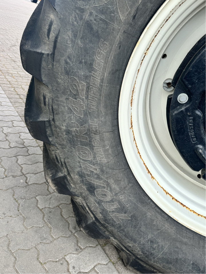 New Holland T7.315 - جرار: صورة 3 New Holland T7.315 - جرار: صورة 3