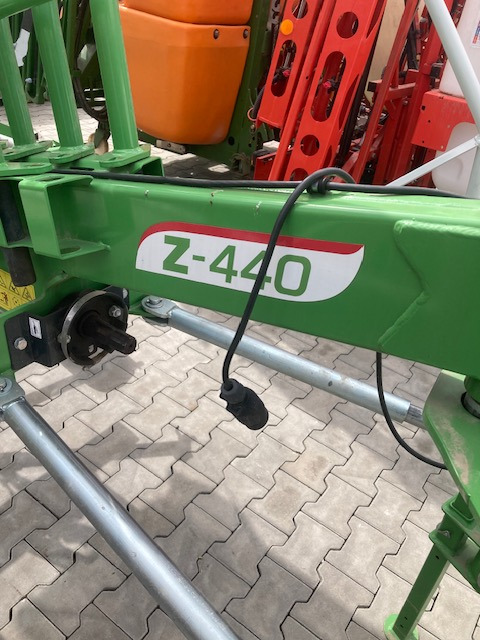 Saphir Samasz Z-440 - آلة تيبيس العشب/ آلة جمع العشب: صورة 4 Saphir Samasz Z-440 - آلة تيبيس العشب/ آلة جمع العشب: صورة 4