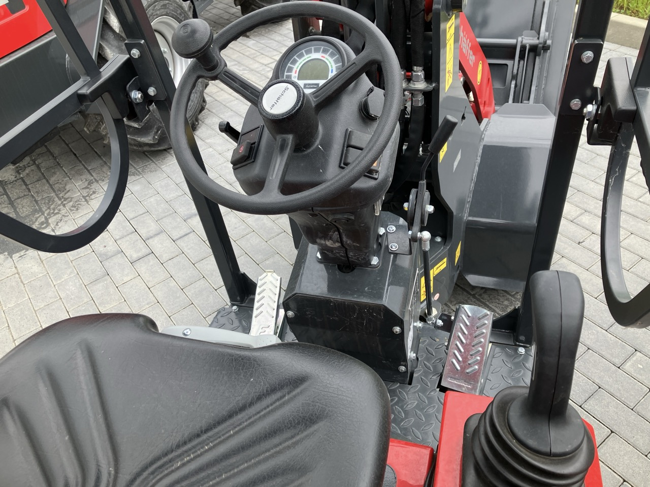 Schäffer Hoflader Typ 1622 - اللودر بعجل: صورة 4 Schäffer Hoflader Typ 1622 - اللودر بعجل: صورة 4