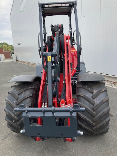 Schäffer Hoflader Typ 3630 - اللودر بعجل: صورة 3 Schäffer Hoflader Typ 3630 - اللودر بعجل: صورة 3