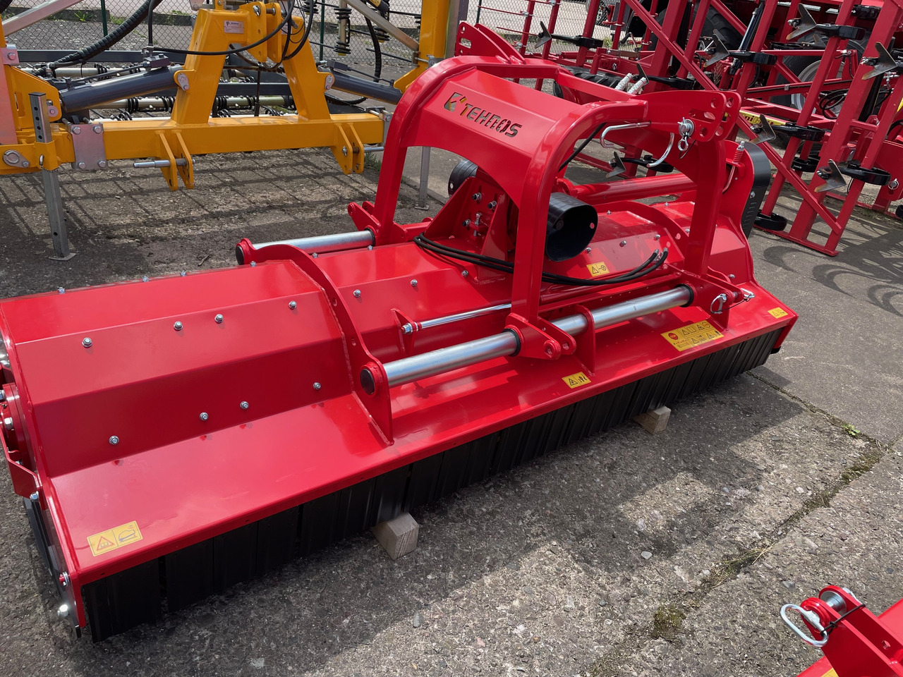 Tehnos Universalmulcher MU 280R Profi - التقطيع جزازة: صورة 1 Tehnos Universalmulcher MU 280R Profi - التقطيع جزازة: صورة 1