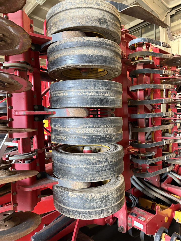 Väderstad Rapid A600S - آلة البذر: صورة 4 Väderstad Rapid A600S - آلة البذر: صورة 4