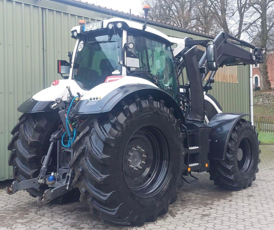 Valtra Q 305 Vollausstattung - جرار: صورة 5 Valtra Q 305 Vollausstattung - جرار: صورة 5