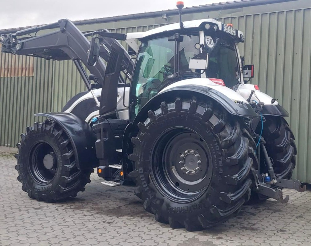 Valtra Q 305 Vollausstattung - جرار: صورة 3 Valtra Q 305 Vollausstattung - جرار: صورة 3