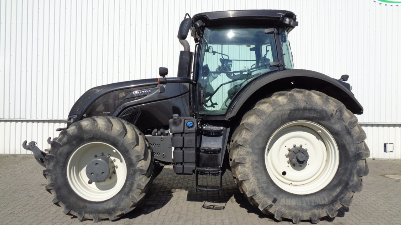 Valtra S374 - جرار: صورة 1 Valtra S374 - جرار: صورة 1