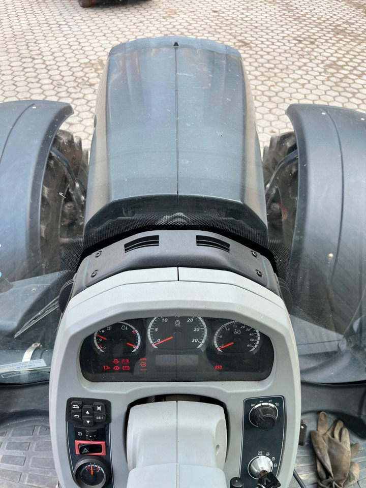 Valtra T214 Direct TwinTrac - جرار: صورة 2 Valtra T214 Direct TwinTrac - جرار: صورة 2