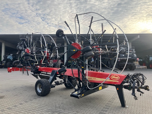 Vicon Andex 1304 - آلة تيبيس العشب/ آلة جمع العشب: صورة 1 Vicon Andex 1304 - آلة تيبيس العشب/ آلة جمع العشب: صورة 1