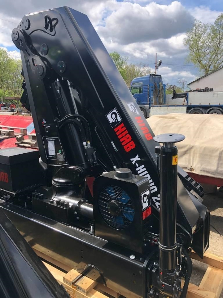 Hiab X-HiDuo 228 E-4 - ونش كرين - شاحنة: صورة 1 Hiab X-HiDuo 228 E-4 - ونش كرين - شاحنة: صورة 1