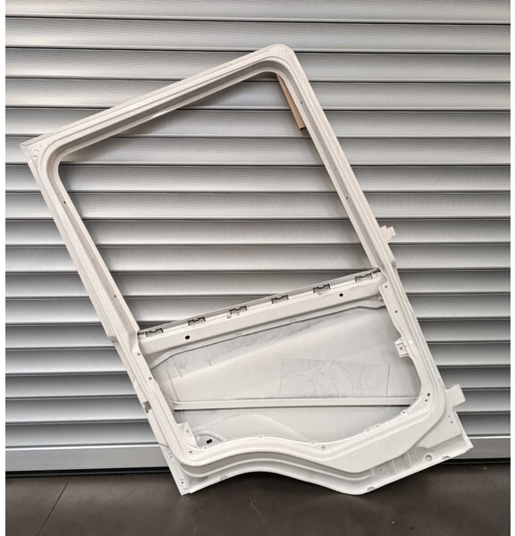 Scania RH + LH - باب و قطع الغيار - شاحنة: صورة 2 Scania RH + LH - باب و قطع الغيار - شاحنة: صورة 2