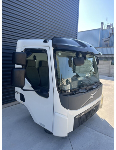 Volvo FL euro 6 - الكابينة والداخلية - شاحنة: صورة 4 Volvo FL euro 6 - الكابينة والداخلية - شاحنة: صورة 4