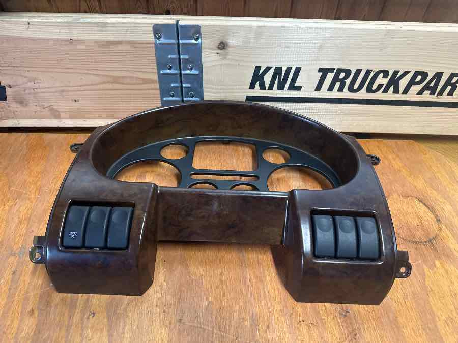 DAF ICL CABINET PANEL 1352594 - الكابينة والداخلية - شاحنة: صورة 1 DAF ICL CABINET PANEL 1352594 - الكابينة والداخلية - شاحنة: صورة 1