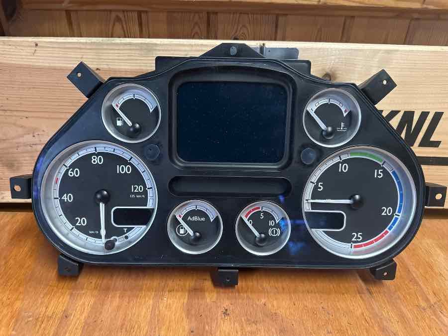 DAF INSTRUMENT ICL 1743496 - الكابينة والداخلية - شاحنة: صورة 1 DAF INSTRUMENT ICL 1743496 - الكابينة والداخلية - شاحنة: صورة 1