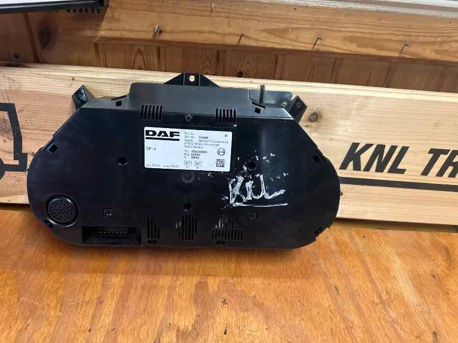 DAF INSTRUMENT ICL 1743496 - الكابينة والداخلية - شاحنة: صورة 2 DAF INSTRUMENT ICL 1743496 - الكابينة والداخلية - شاحنة: صورة 2