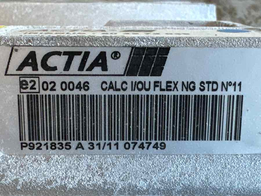 IVECO ECU BUS 504273039 - وحدة تحكم الكتروني - حافلة: صورة 3 IVECO ECU BUS 504273039 - وحدة تحكم الكتروني - حافلة: صورة 3