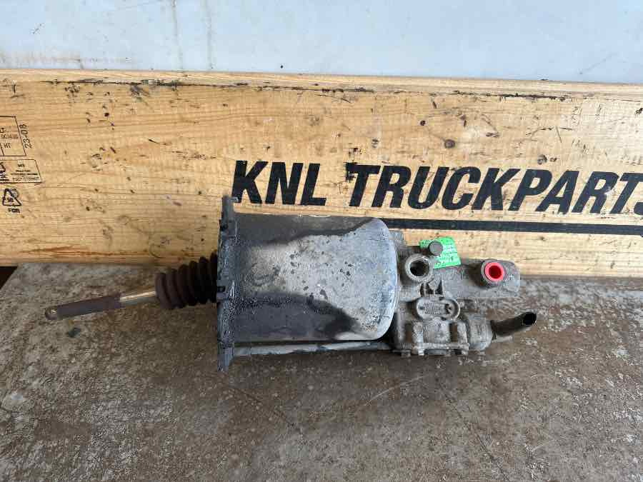 MAN CLUCH BOOSTER 81.30725-6116 - علبة التروس و قطع الغيار - شاحنة: صورة 1 MAN CLUCH BOOSTER 81.30725-6116 - علبة التروس و قطع الغيار - شاحنة: صورة 1