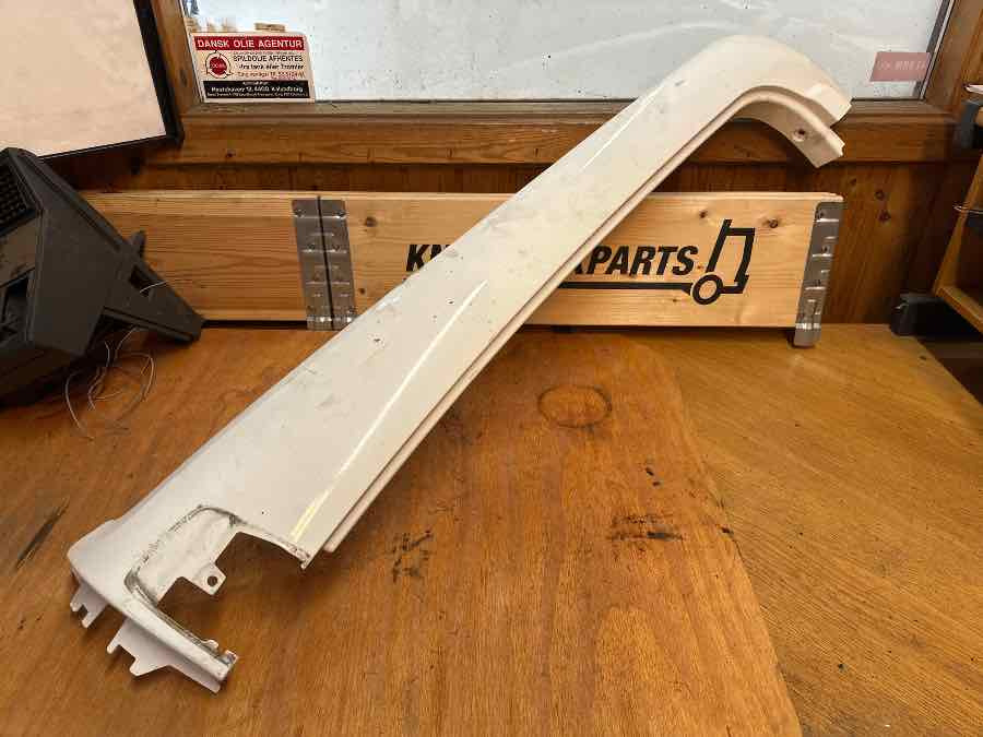 MAN COVER PILLAR LEFT 81.62410-0208 - الكابينة والداخلية - شاحنة: صورة 1 MAN COVER PILLAR LEFT 81.62410-0208 - الكابينة والداخلية - شاحنة: صورة 1