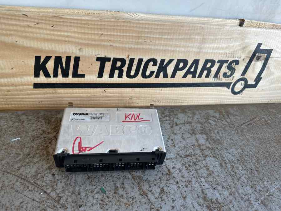 MERCEDES ECU A0004469736 - وحدة تحكم الكتروني - حافلة: صورة 1 MERCEDES ECU A0004469736 - وحدة تحكم الكتروني - حافلة: صورة 1