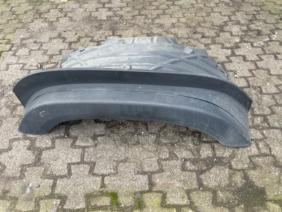 SCANIA MUDGUARD 2599546 RH - هيكل السيارة الخارجية - شاحنة: صورة 1 SCANIA MUDGUARD 2599546 RH - هيكل السيارة الخارجية - شاحنة: صورة 1