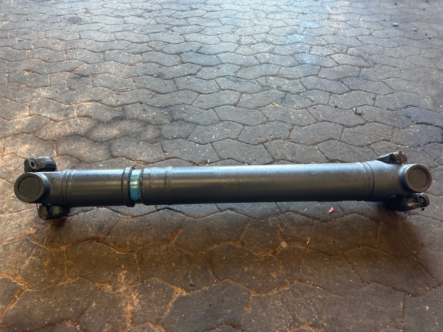 SCANIA PROPSHAFT 1758533 P500 57CM - عمود الكردان - شاحنة: صورة 1 SCANIA PROPSHAFT 1758533 P500 57CM - عمود الكردان - شاحنة: صورة 1