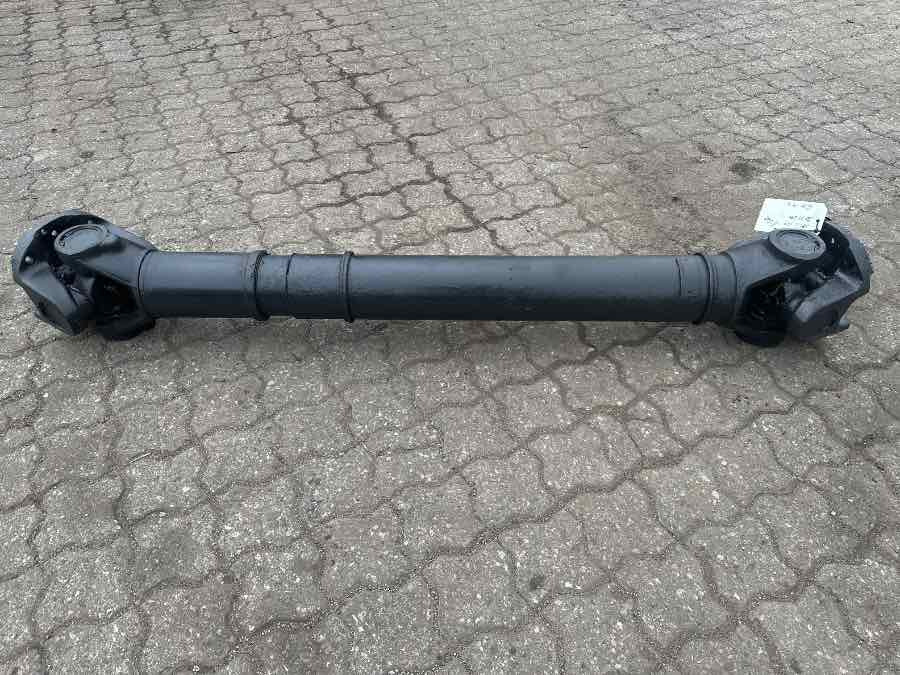SCANIA PROPSHAFT P602 1802979 - عمود الكردان - شاحنة: صورة 2 SCANIA PROPSHAFT P602 1802979 - عمود الكردان - شاحنة: صورة 2