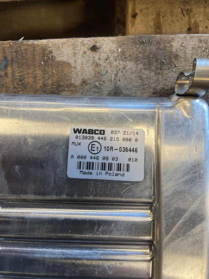 SETRA / MERCEDES ECU ECTS A0004460903 - وحدة تحكم الكتروني - حافلة: صورة 2 SETRA / MERCEDES ECU ECTS A0004460903 - وحدة تحكم الكتروني - حافلة: صورة 2