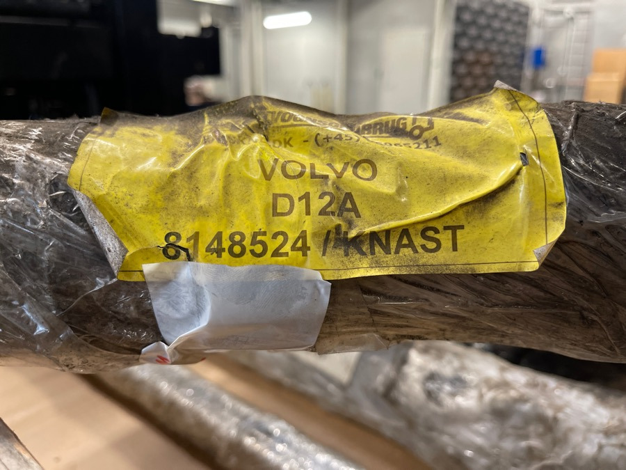VOLVO CAMSHAFT D12A 8148524 - عمود الكامات - شاحنة: صورة 2 VOLVO CAMSHAFT D12A 8148524 - عمود الكامات - شاحنة: صورة 2