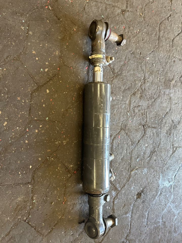 VOLVO STEERING CYLINDER  21854537 - نظام الهيدروليك - شاحنة: صورة 2 VOLVO STEERING CYLINDER  21854537 - نظام الهيدروليك - شاحنة: صورة 2