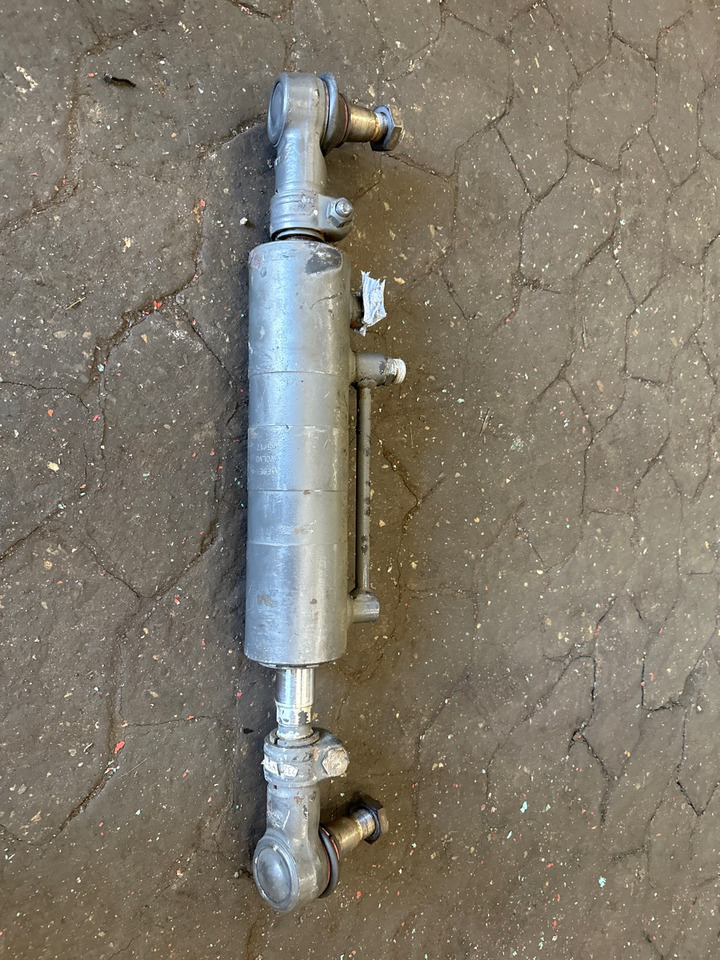 VOLVO STEERING CYLINDER  21854537 - نظام الهيدروليك - شاحنة: صورة 1 VOLVO STEERING CYLINDER  21854537 - نظام الهيدروليك - شاحنة: صورة 1
