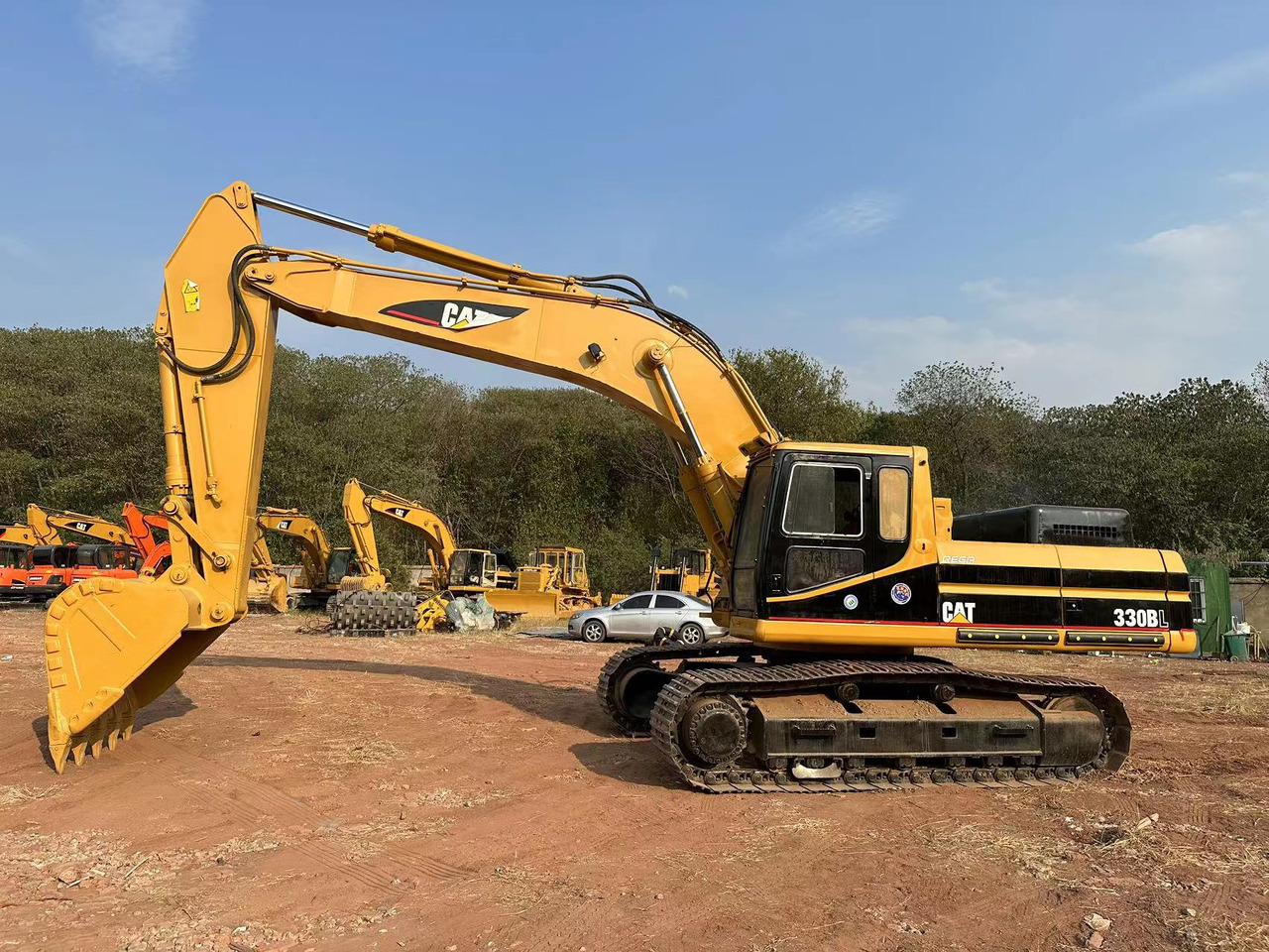 CAT 320B - حفار زحاف: صورة 4 CAT 320B - حفار زحاف: صورة 4