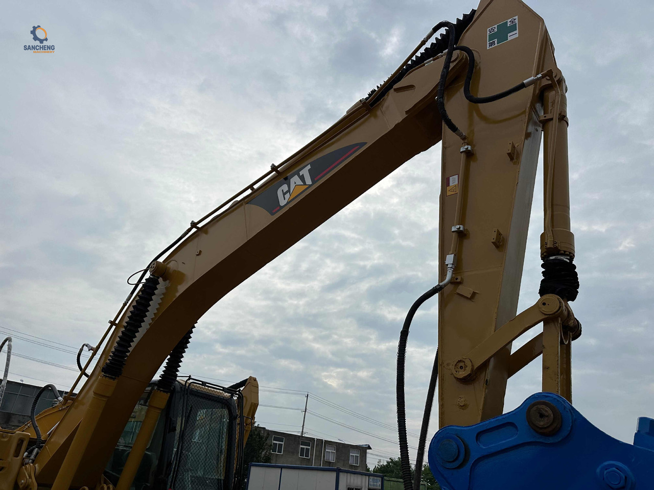 CAT 320CL with hammer - حفار زحاف: صورة 5 CAT 320CL with hammer - حفار زحاف: صورة 5